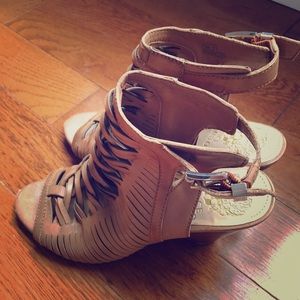 Vince Camuto leather brown heeled sandals